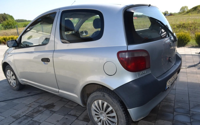 Toyota Yaris cena 2550 przebieg: 280000, rok produkcji 2003 z Przasnysz małe 29